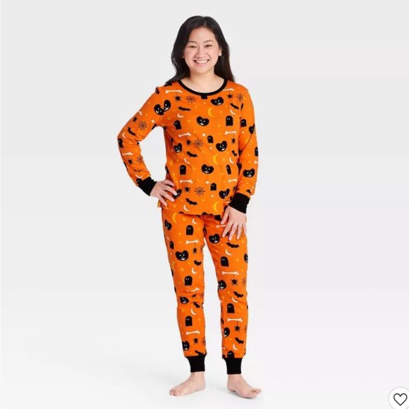 New Women's 2 Piece Sleep Set Halloween Medium. 10 - Picture 1 of 3
